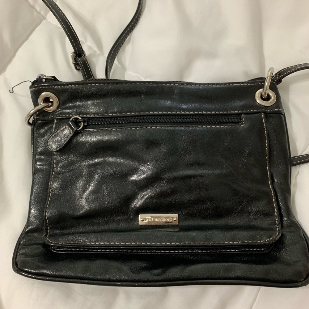 New Directions black crossbody bag